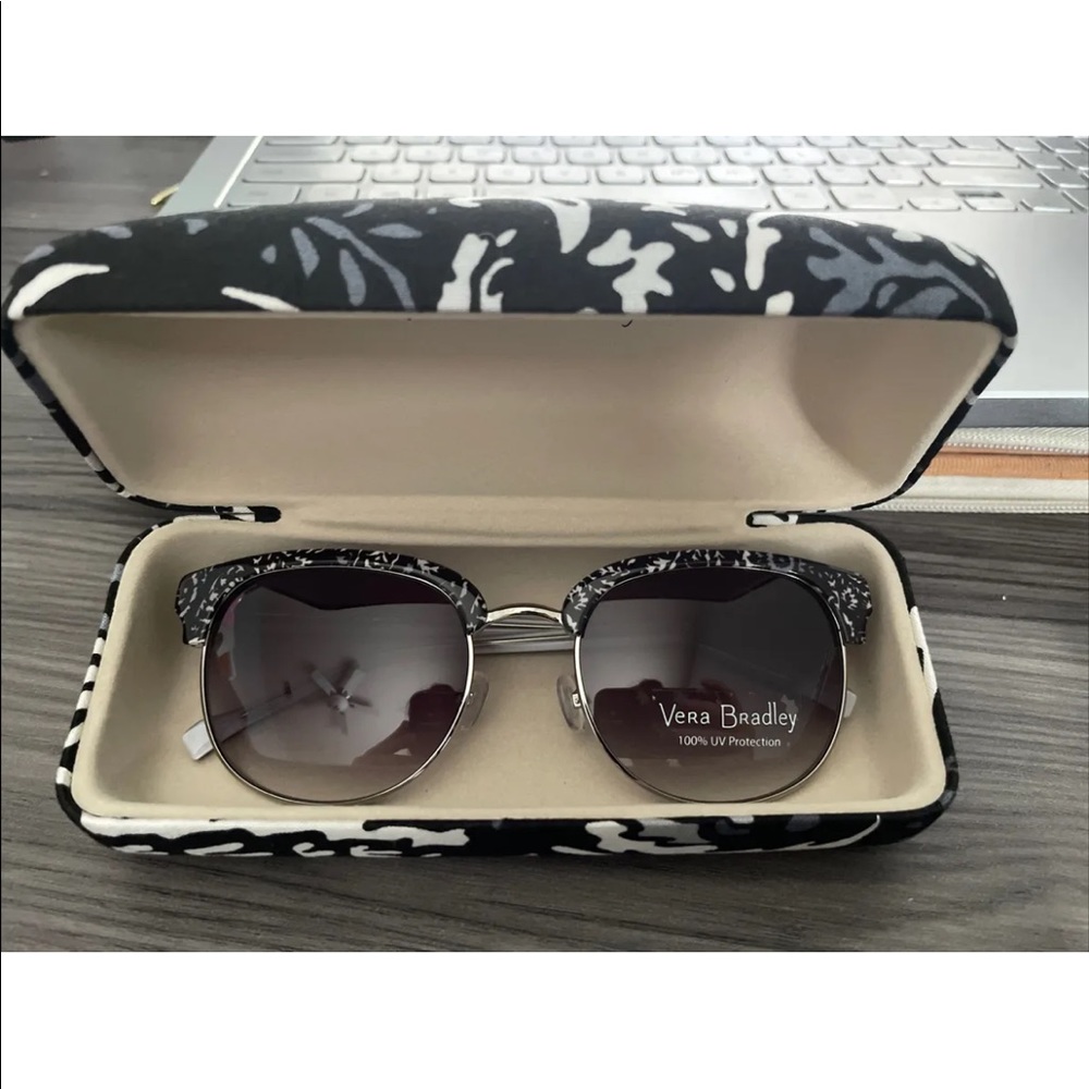 Vera Bradley Talia Sunglasses Paisley Noir Black White NEW WITH CASE - Picture 3 of 3